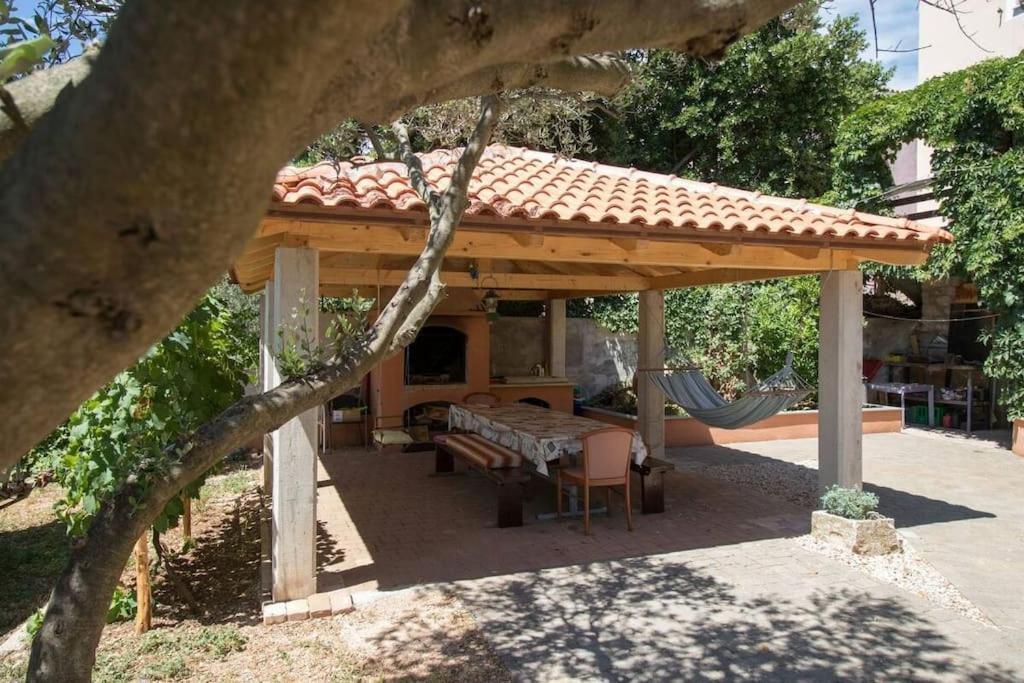 Apartmani Nedjeljko Čunski 外观 照片
